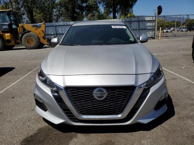  NISSAN ALTIMA 2019 Srebrny