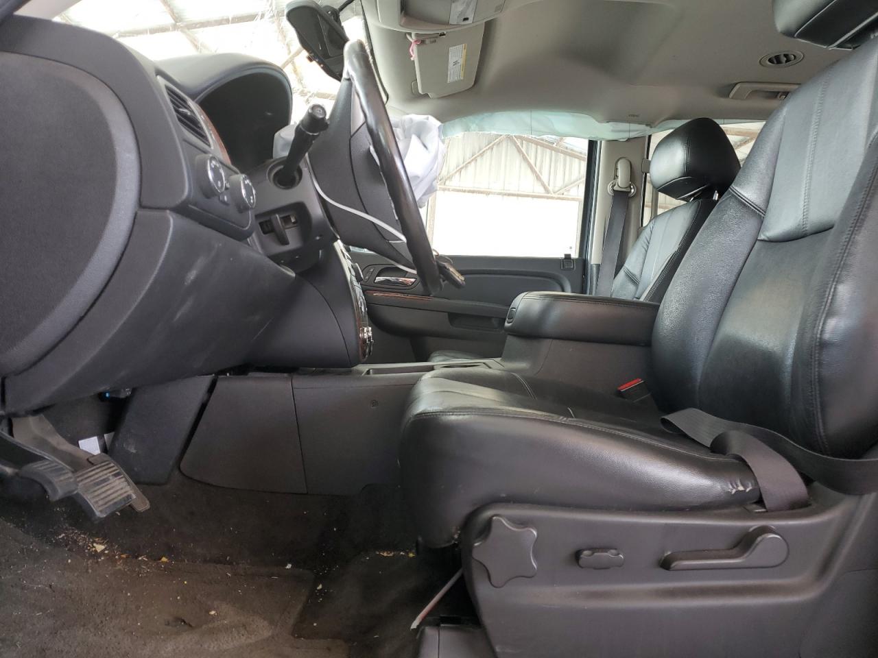 2012 Chevrolet Suburban K1500 Lt VIN: 1GNSKJE77CR224789 Lot: 63944485