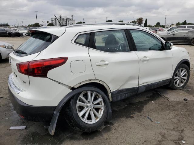  NISSAN ROGUE 2017 White