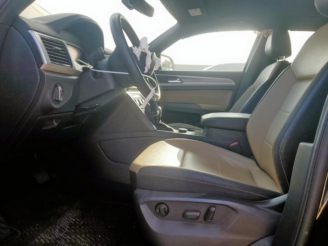 1v2he2ca2nc223228 1V2HE2CA2NC223228 2022 Volkswagen Atlas Cross Sport Se