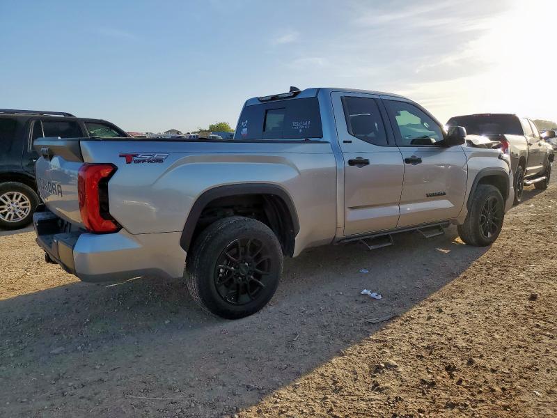  TOYOTA TUNDRA 2023 Srebrny