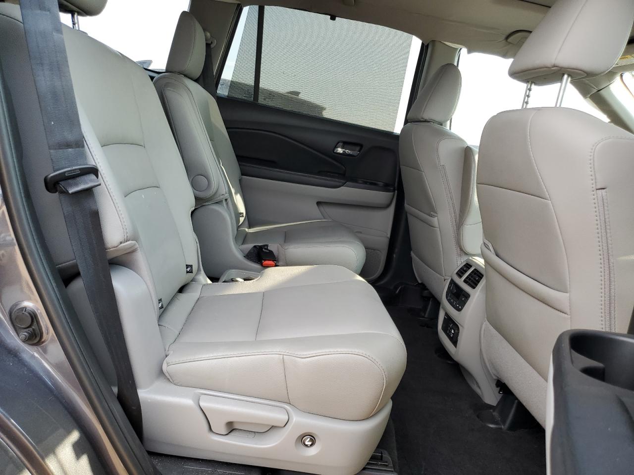 2020 Honda Pilot Touring VIN: 5FNYF6H68LB006695 Lot: 64236865