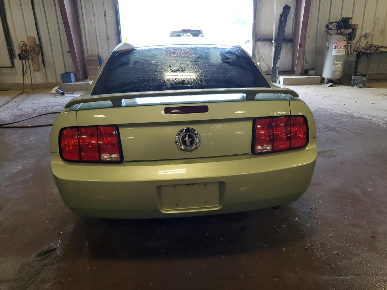 2006 Ford Mustang VIN: 1ZVFT80N265103182 Lot: 64415175