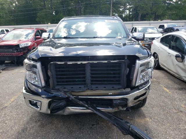  NISSAN TITAN 2017 Black
