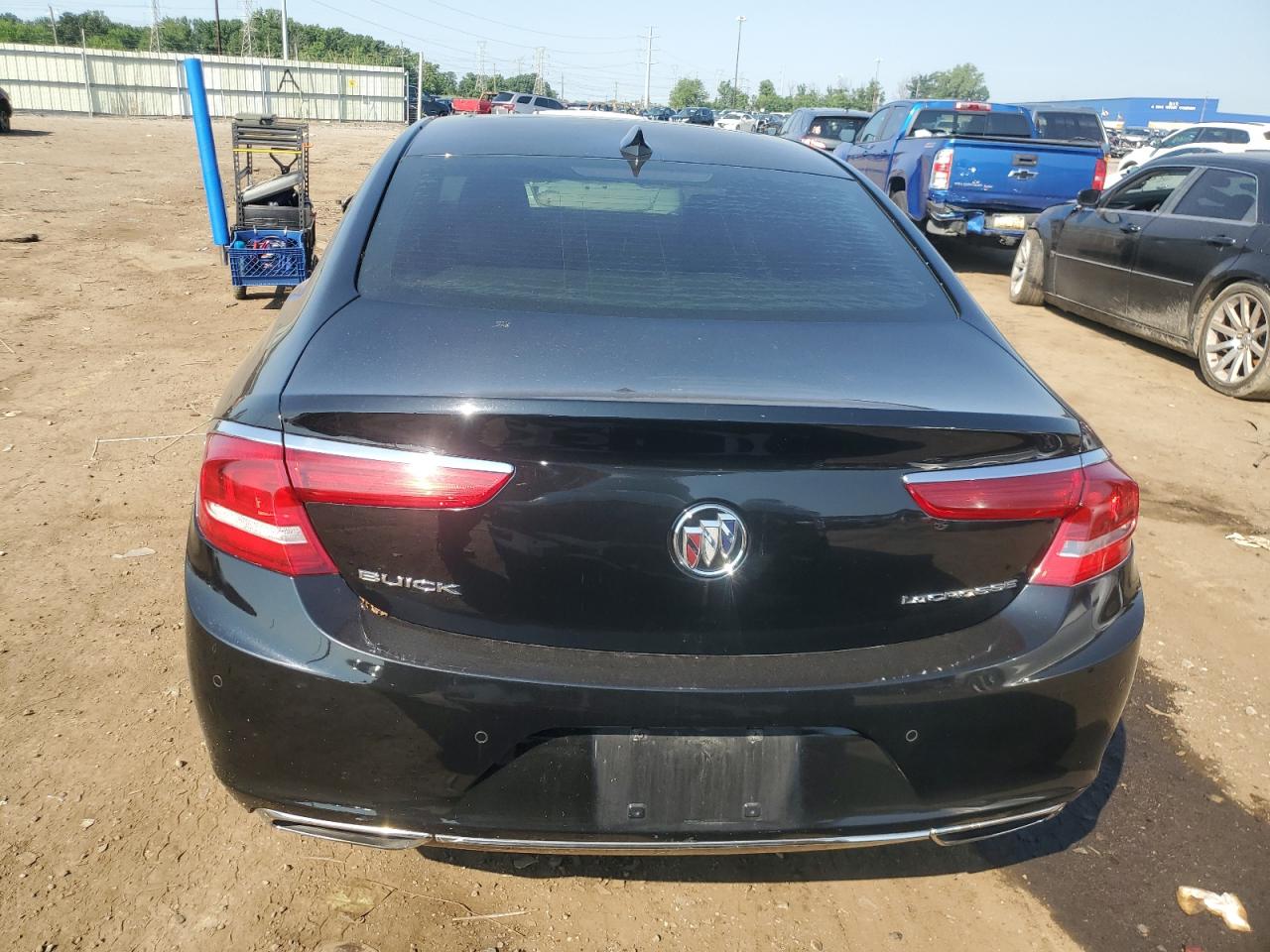 2017 Buick Lacrosse Essence VIN: 1G4ZP5SS9HU170758 Lot: 62726985