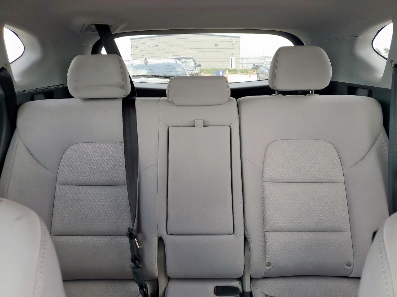 2018 Hyundai Tucson Value VIN: KM8J33A24JU788199 Lot: 64260645