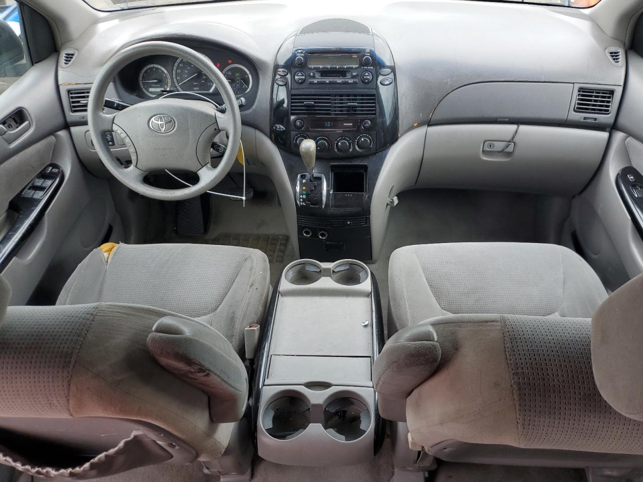 2004 Toyota Sienna Ce VIN: 5TDZA23C34S138267 Lot: 63209115