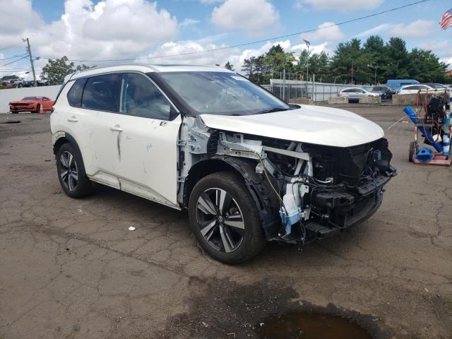  NISSAN ROGUE 2021 Biały