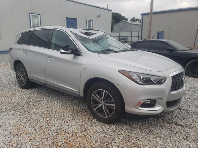  INFINITI QX60 2018 Srebrny
