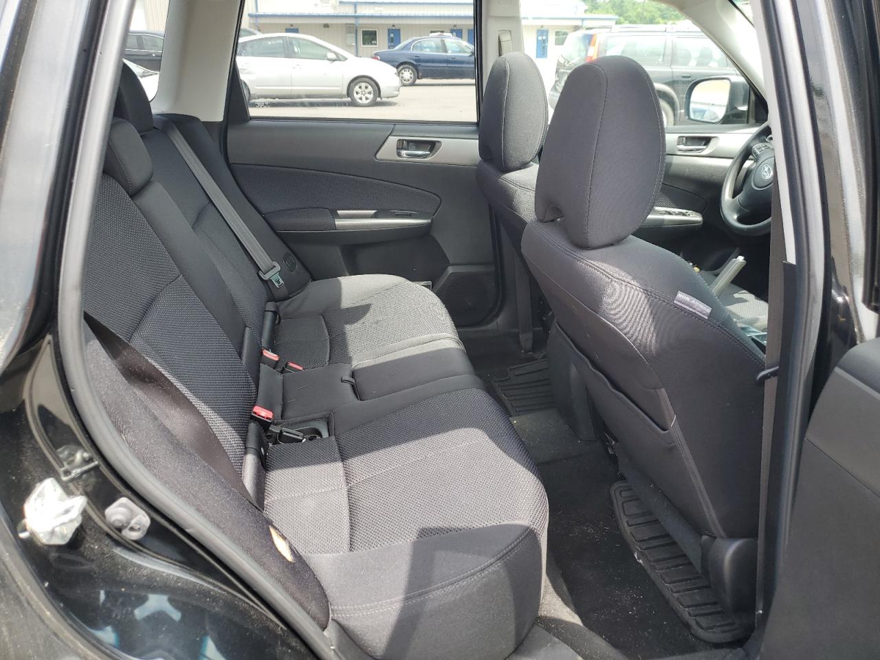 2011 Subaru Forester 2.5X Premium VIN: JF2SHADC4BG727441 Lot: 62907815