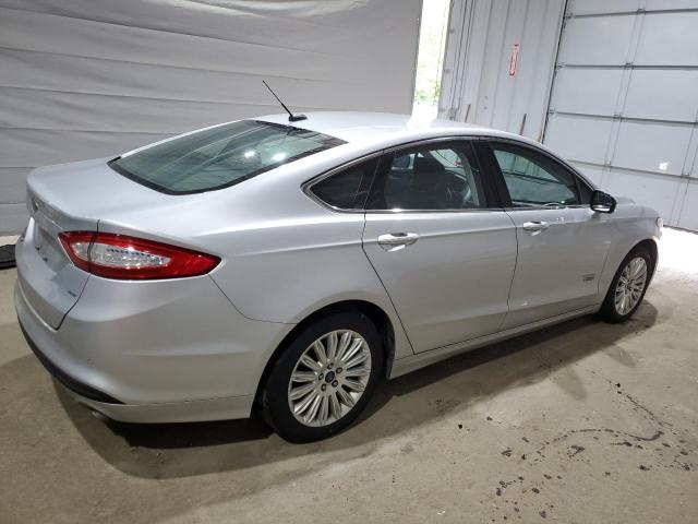  FORD FUSION 2016 Серебристый