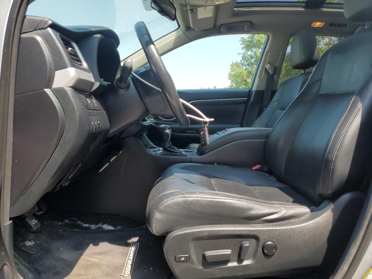2014 Toyota Highlander Limited VIN: 5TDDKRFHXES054388 Lot: 63088905