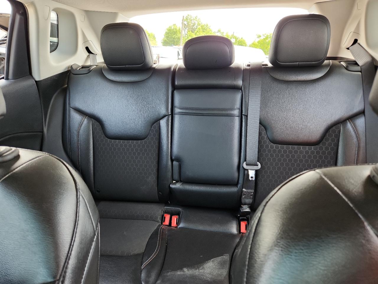 2018 Jeep Compass Latitude VIN: 3C4NJDBB9JT392845 Lot: 64788275