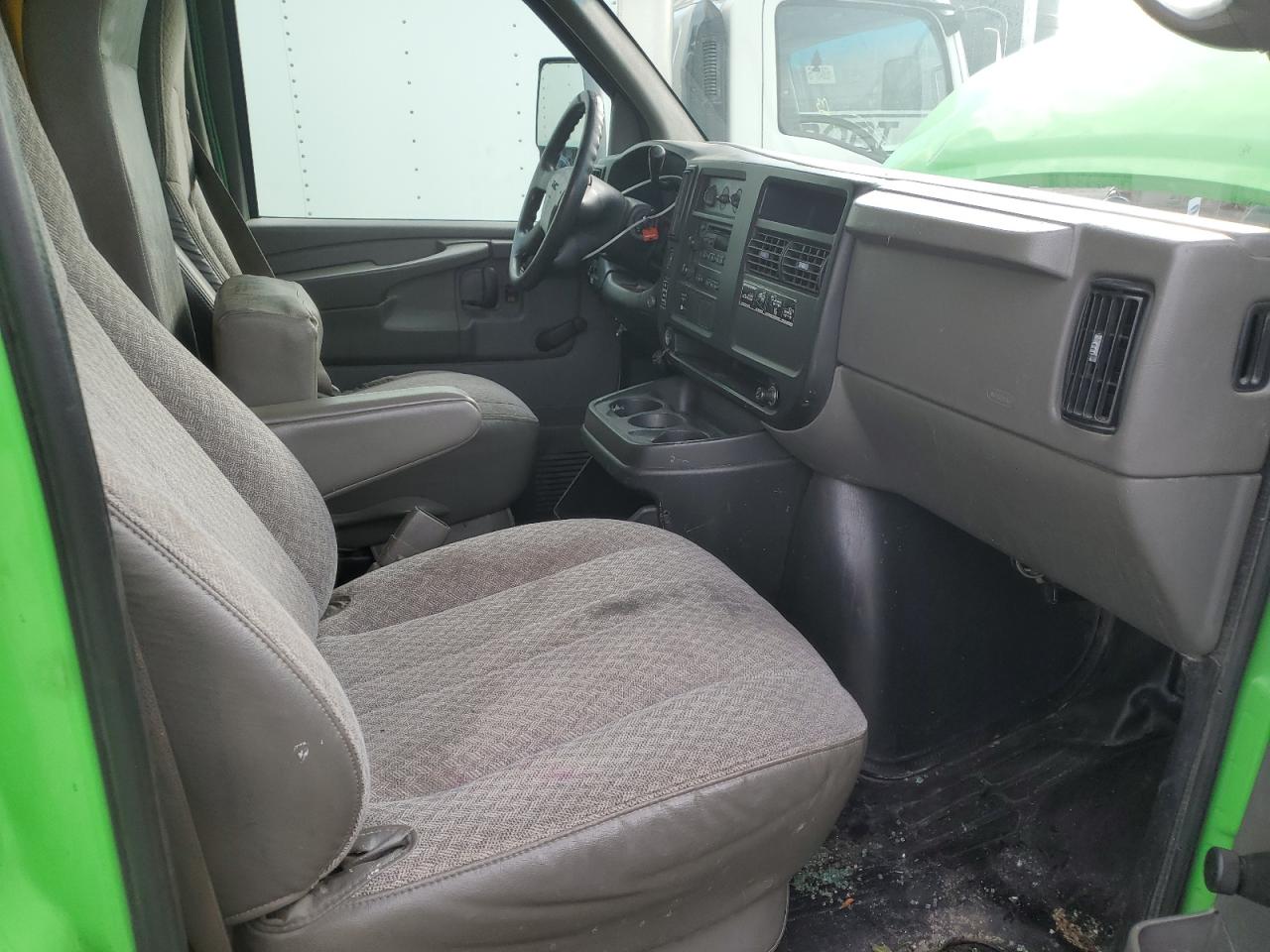 2007 GMC Savana Cutaway G3500 VIN: 1GDHG31U171901234 Lot: 65260135