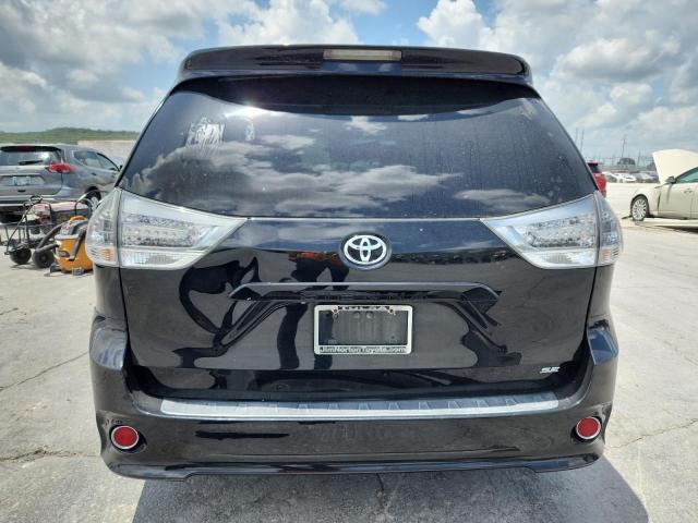 TOYOTA SIENNA 2015 Czarny