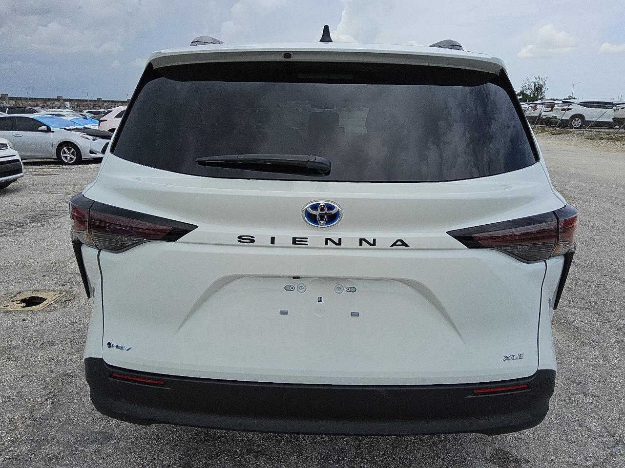 2025 Toyota Sienna Xle VIN: 5TDYRKEC6SS241682 Lot: 62001215