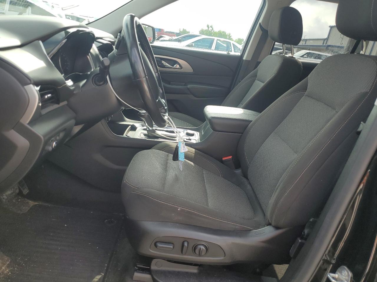 2019 Chevrolet Traverse Lt VIN: 1GNEVGKWXKJ136464 Lot: 63572205