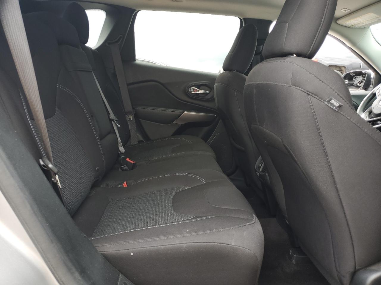 2019 Jeep Cherokee Latitude VIN: 1C4PJLCB2KD206622 Lot: 63329465