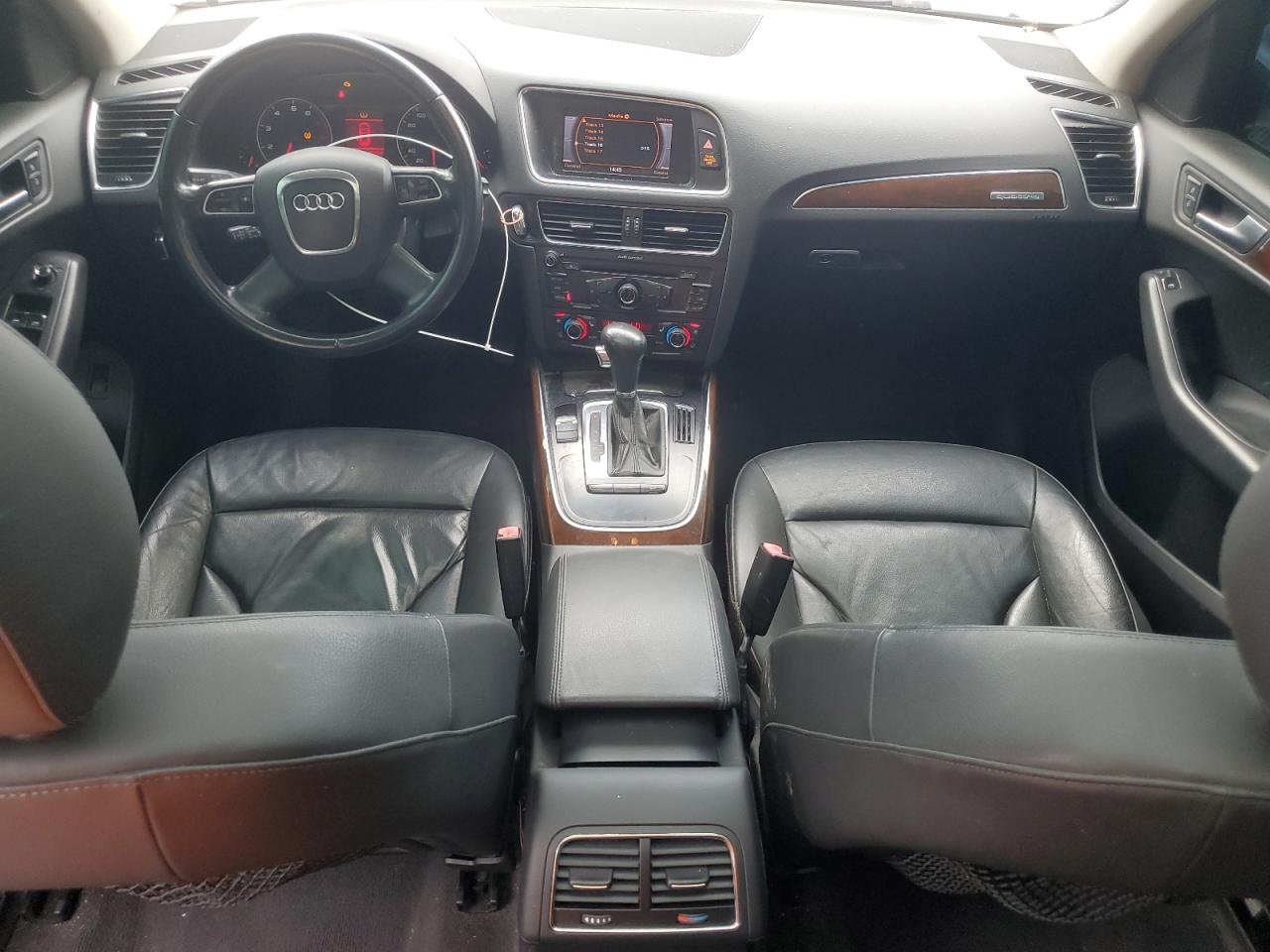 2010 Audi Q5 Premium Plus VIN: WA1LKAFP4AA012644 Lot: 64171485