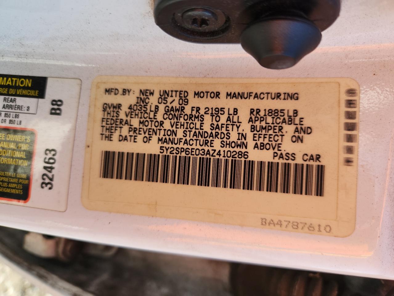 2010 Pontiac Vibe VIN: 5Y2SP6E03AZ410286 Lot: 64865645