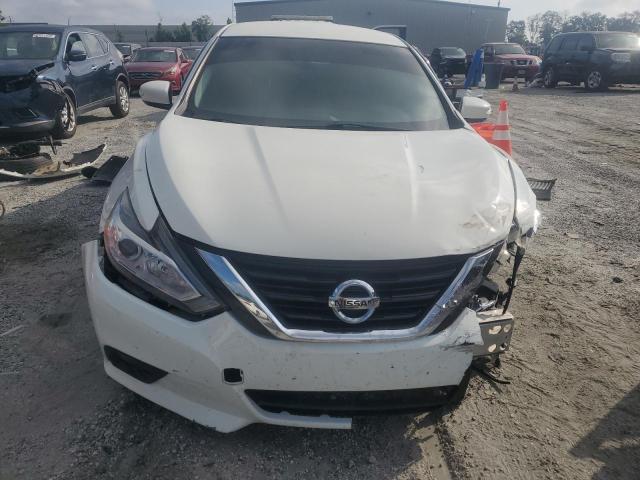  NISSAN ALTIMA 2018 Белы