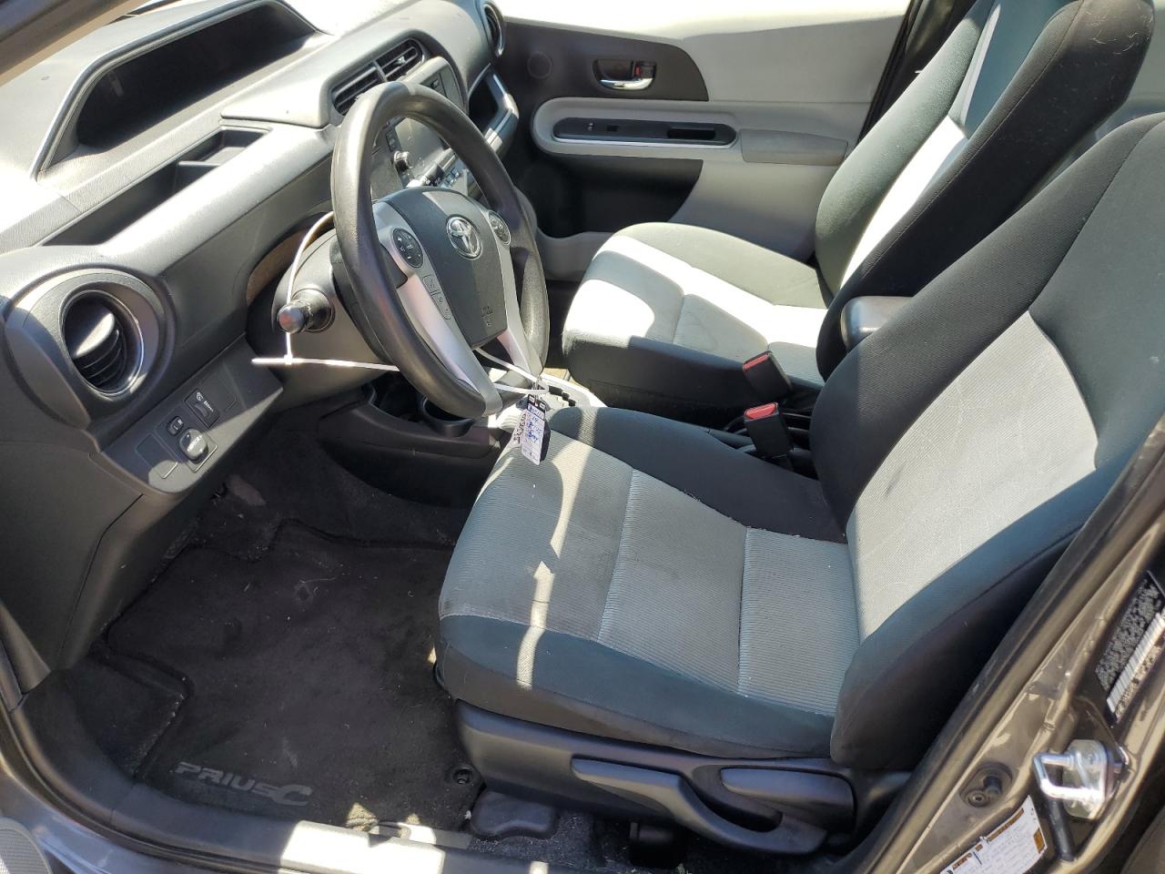 2014 Toyota Prius C VIN: JTDKDTB34E1068065 Lot: 65505355