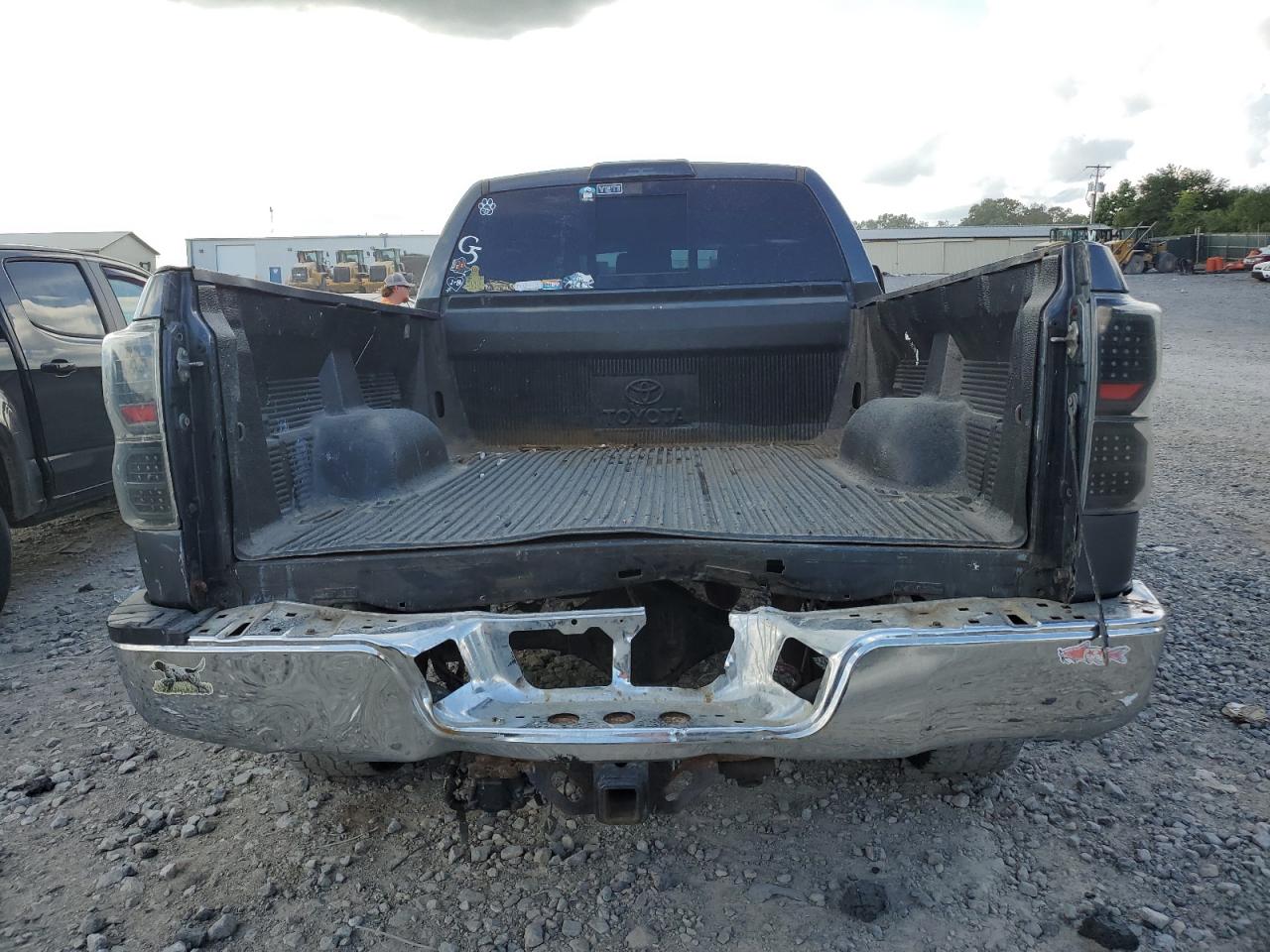 2008 Toyota Tundra Double Cab VIN: 5TBBV54118S520431 Lot: 64823665