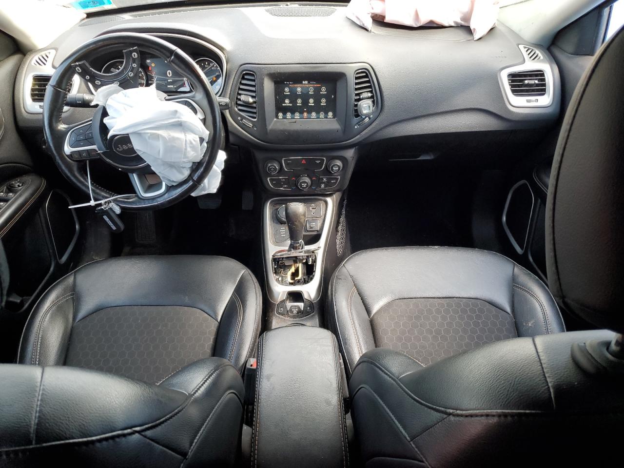 2019 Jeep Compass Latitude VIN: 3C4NJDBB8KT786774 Lot: 61434785