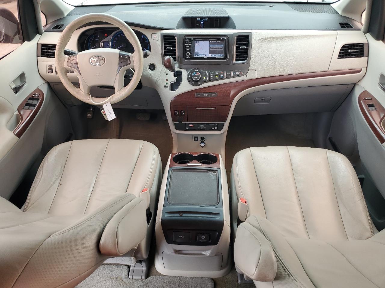 2013 Toyota Sienna Xle VIN: 5TDYK3DC8DS336551 Lot: 64885085