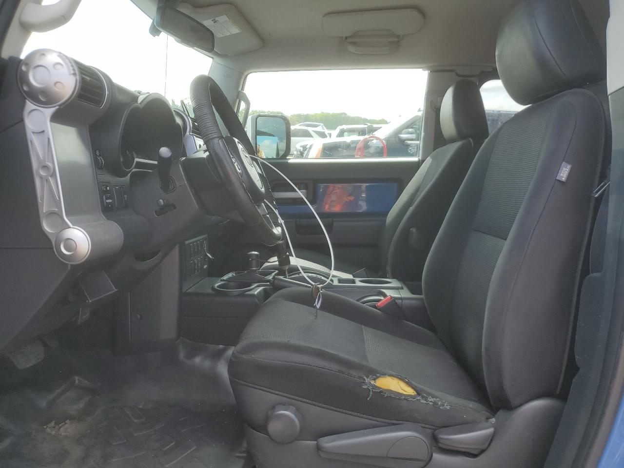 2011 Toyota Fj Cruiser VIN: JTEBU4BF2BK110489 Lot: 64169235