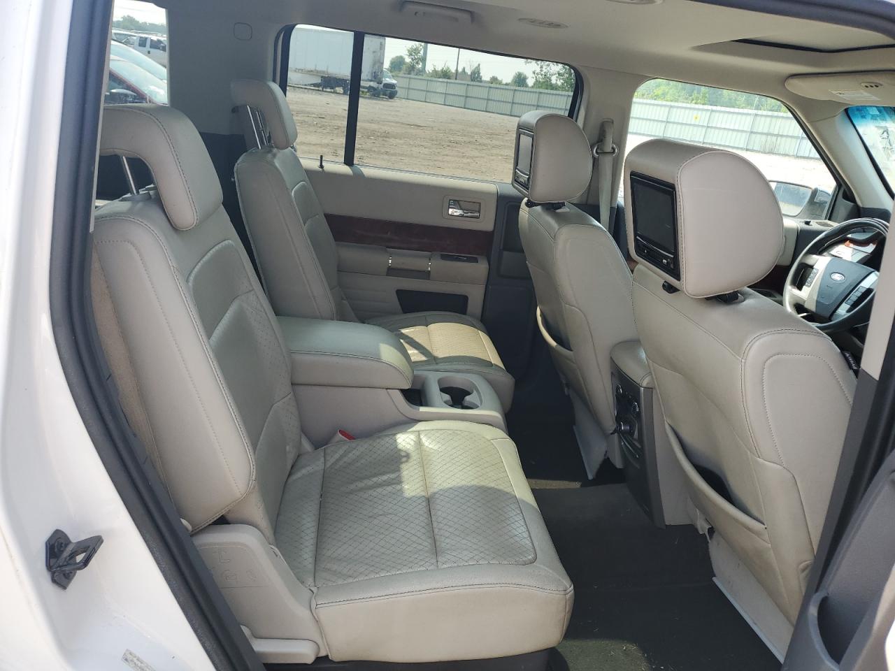 2010 Ford Flex Limited VIN: 2FMHK6DC2ABA50477 Lot: 65008055