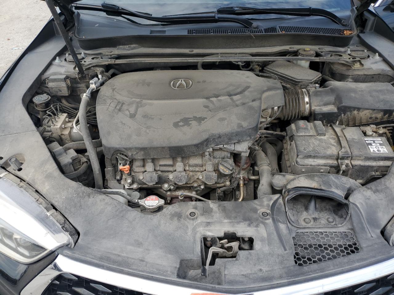 19uub3f30ja005534 19UUB3F30JA005534 2018 Acura Tlx