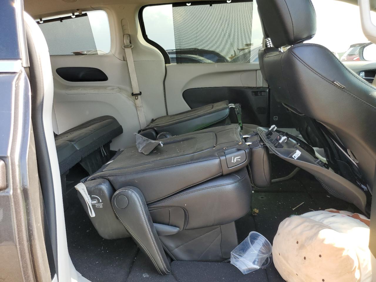 2022 Chrysler Pacifica Touring L VIN: 2C4RC1BG5NR152075 Lot: 65471555