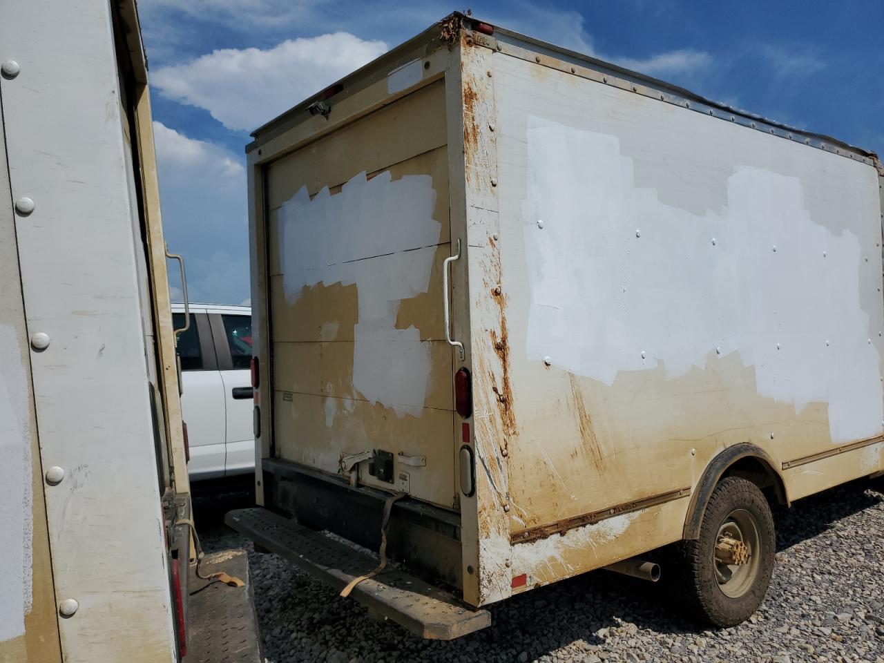 2014 Ford Econoline E350 Super Duty Cutaway Van Box Truck VIN: 1FDWE3FL1EDA14497 Lot: 63649125
