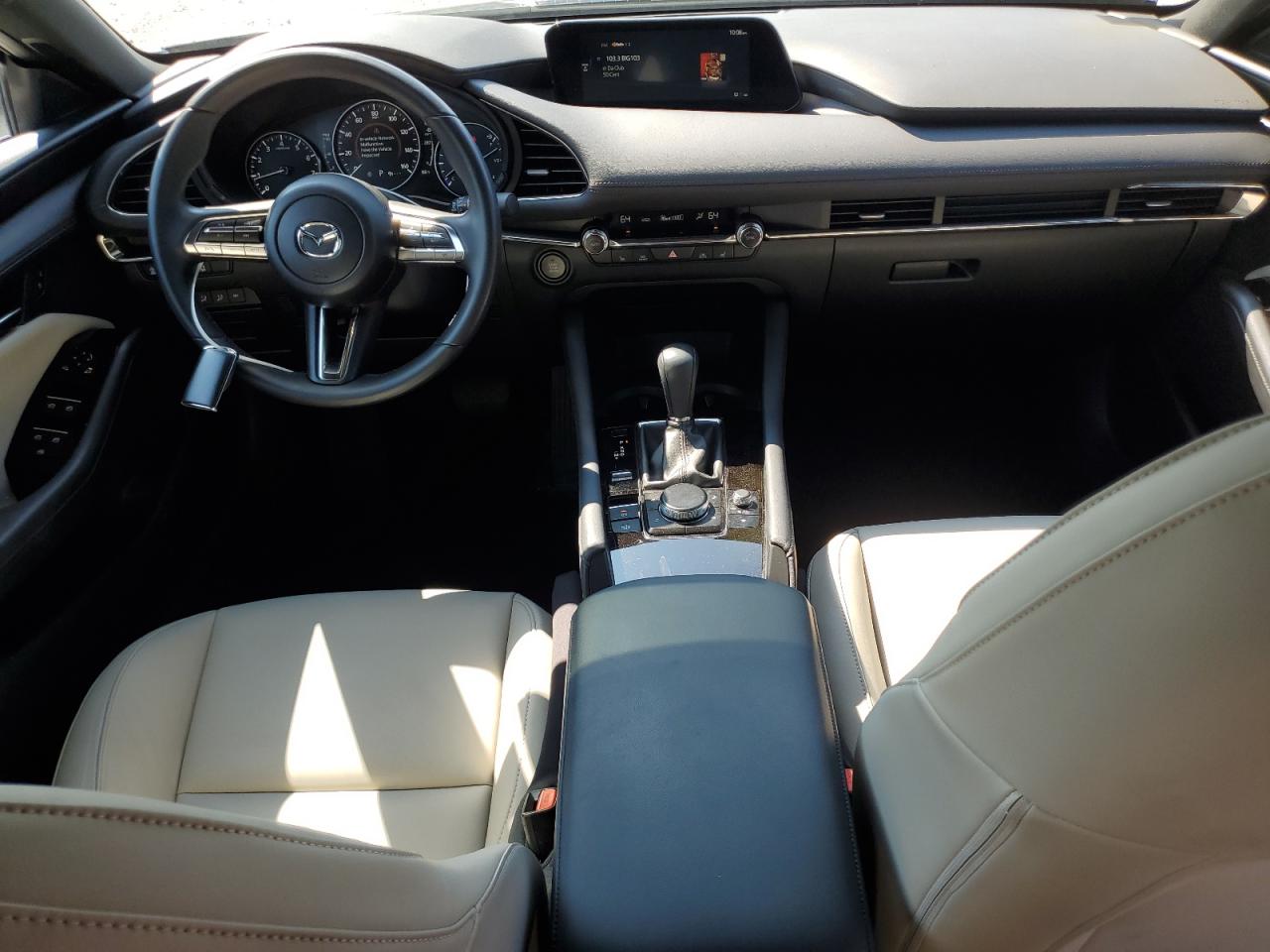 2022 Mazda 3 Preferred VIN: JM1BPALL0N1519826 Lot: 63257845