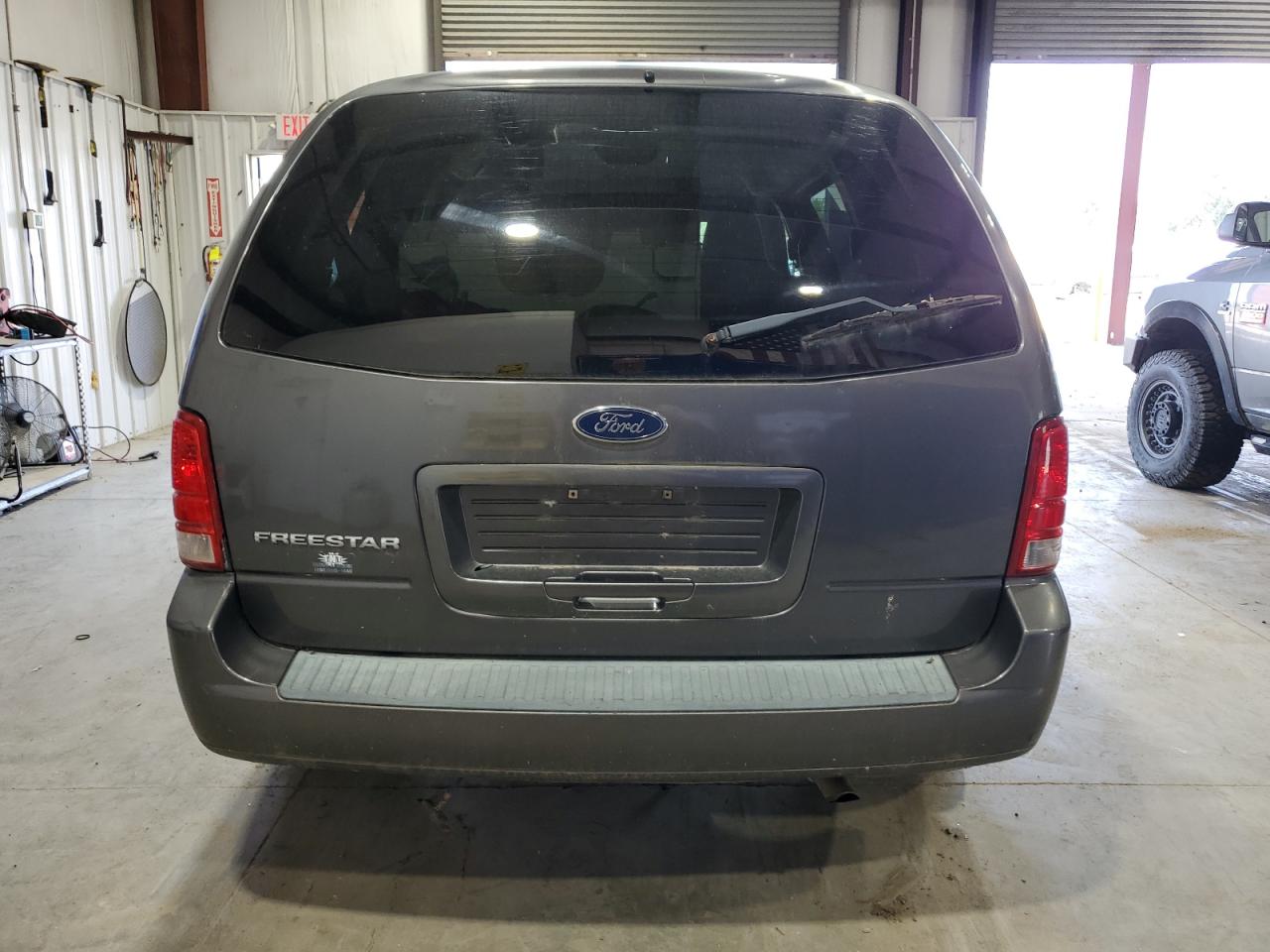 2005 Ford Freestar S VIN: 2FMZA50635BA37406 Lot: 65206215