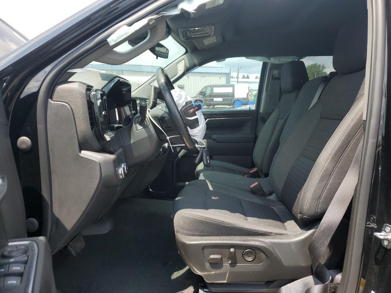 2022 GMC Sierra K1500 Elevation VIN: 3GTPUCEK8NG615462 Lot: 64480395