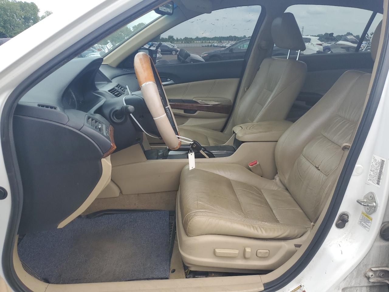 2012 Honda Accord Exl VIN: 1HGCP3F85CA042624 Lot: 64928725
