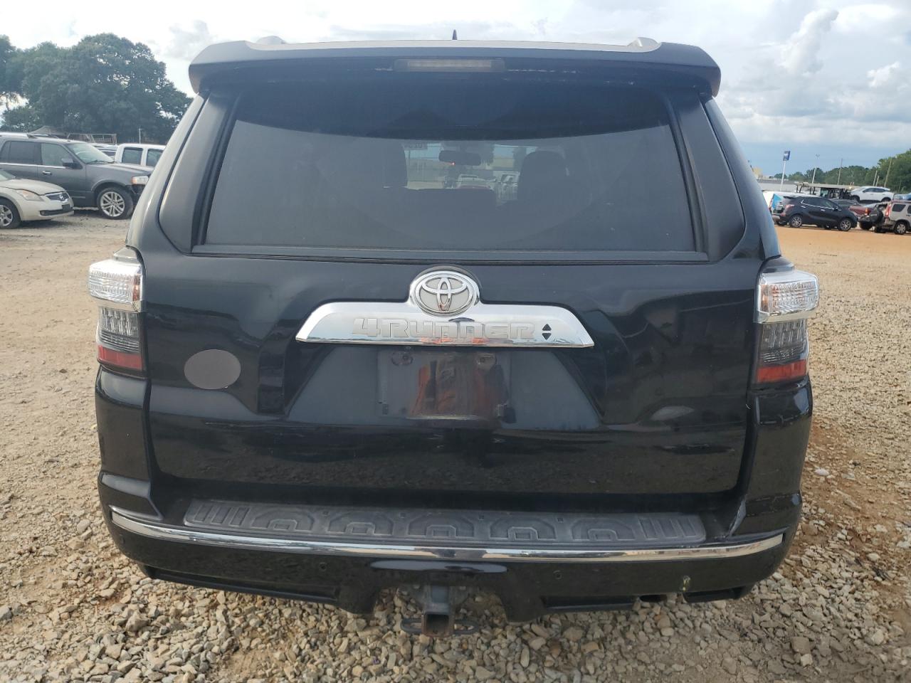 2015 Toyota 4Runner Sr5/Sr5 Premium VIN: JTEBU5JR1F5212775 Lot: 62347875