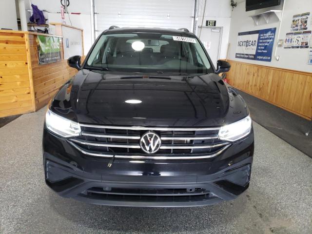  VOLKSWAGEN TIGUAN 2022 Czarny