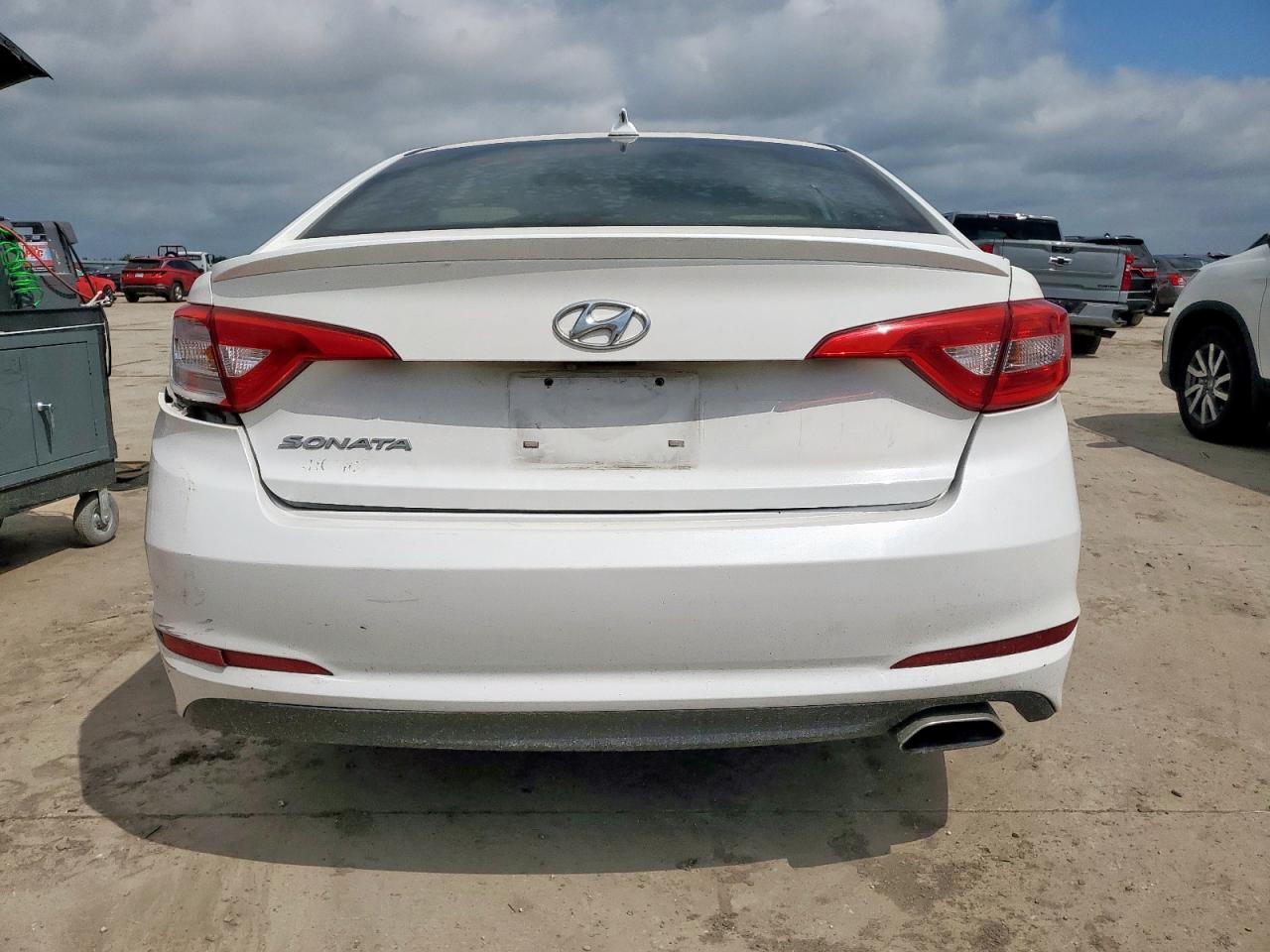 2017 Hyundai Sonata Se VIN: 5NPE24AF3HH537390 Lot: 65140745