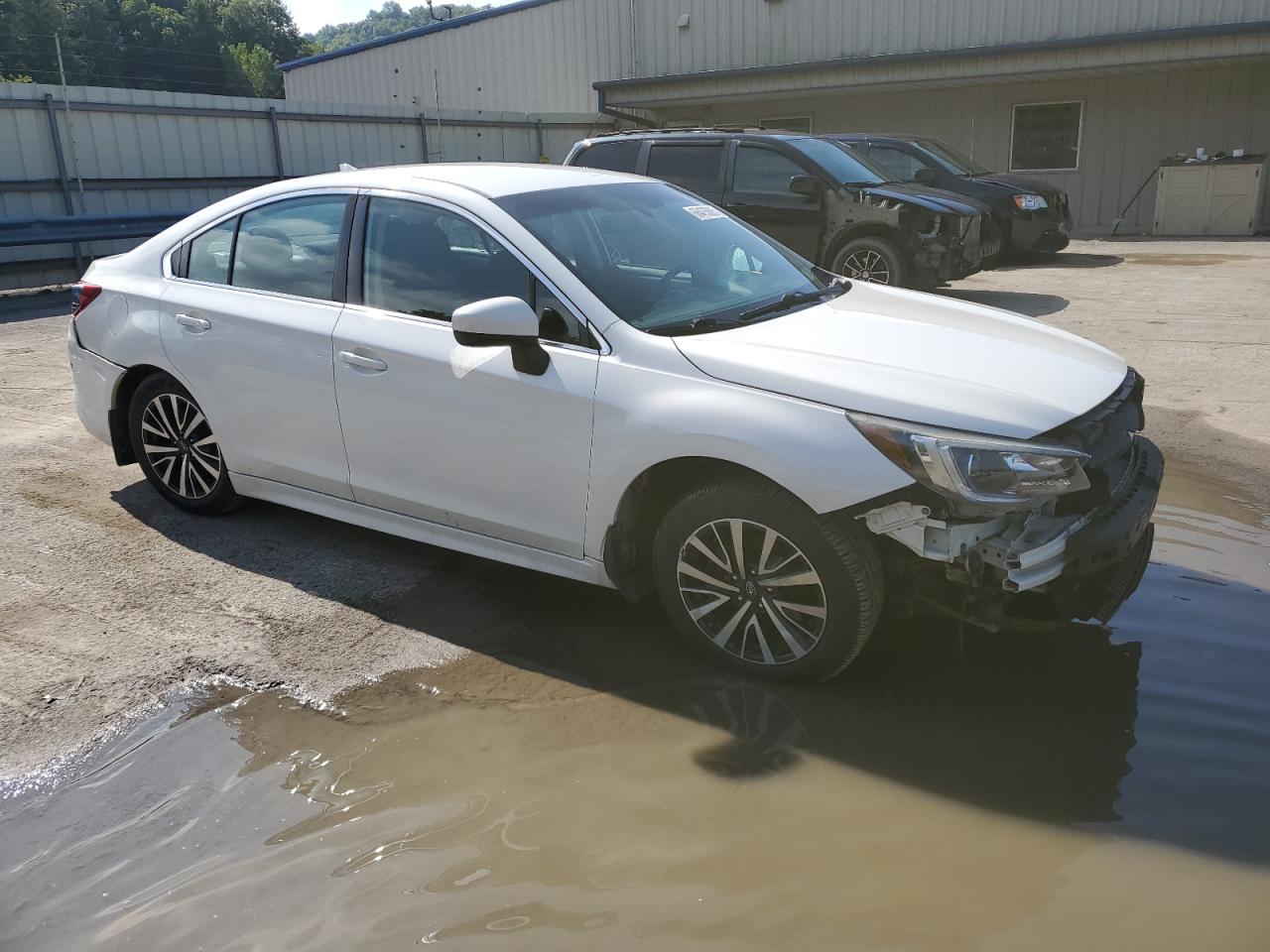 2018 Subaru Legacy 2.5I Premium VIN: 4S3BNAC67J3015384 Lot: 66475005