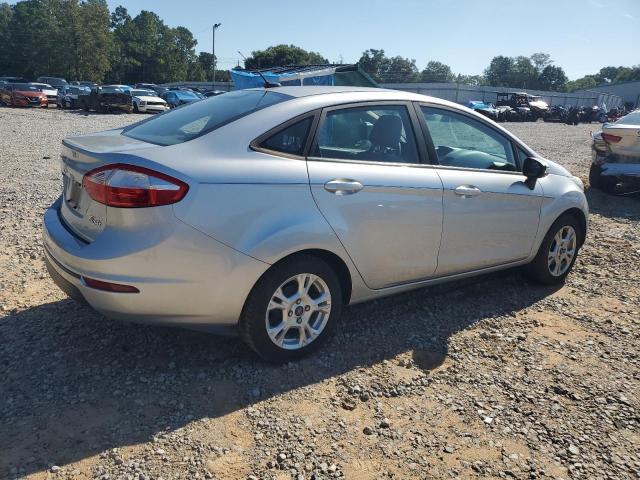  FORD FIESTA 2016 Srebrny