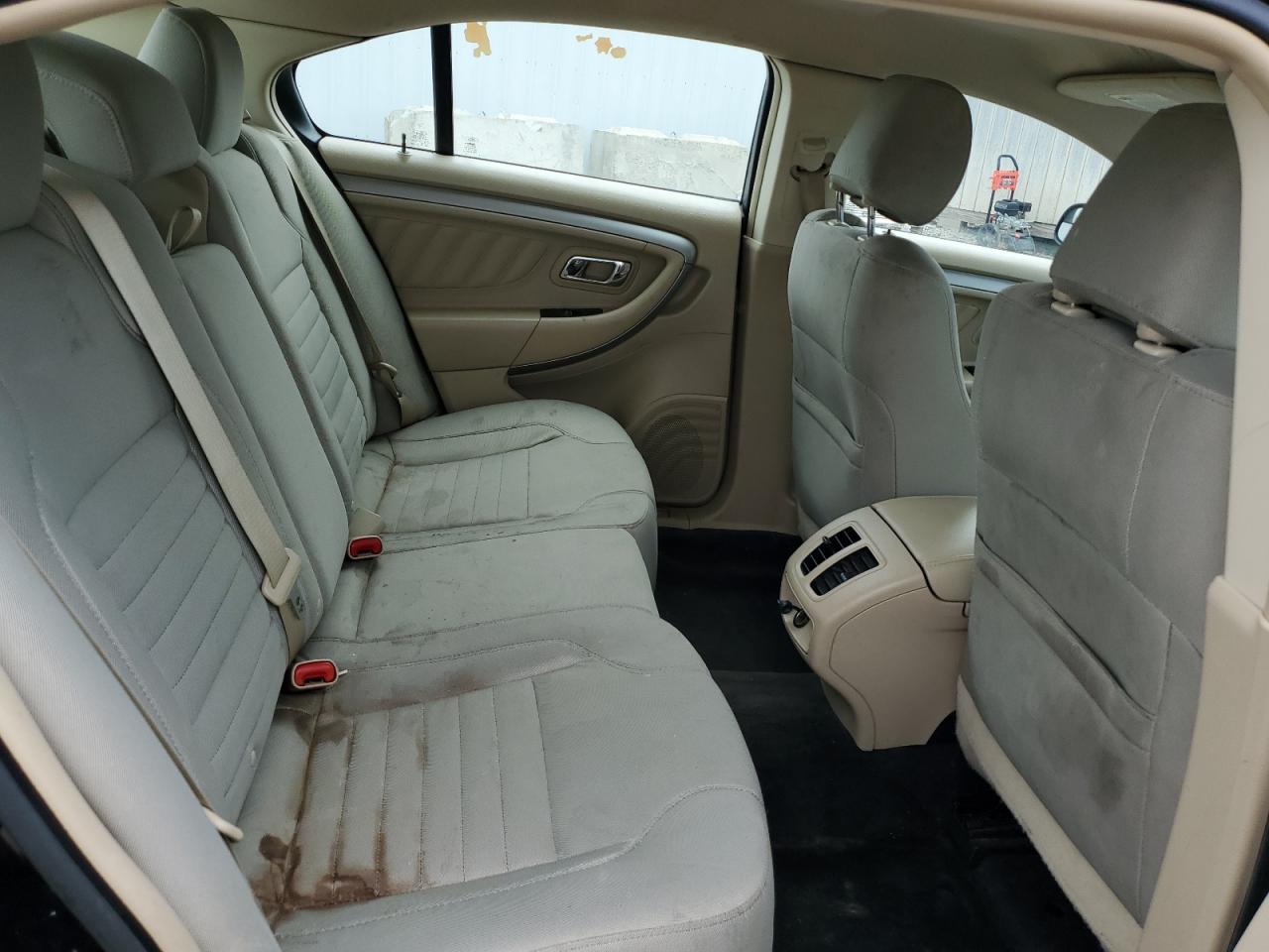 2017 Ford Taurus Se VIN: 1FAHP2D88HG128800 Lot: 65057185