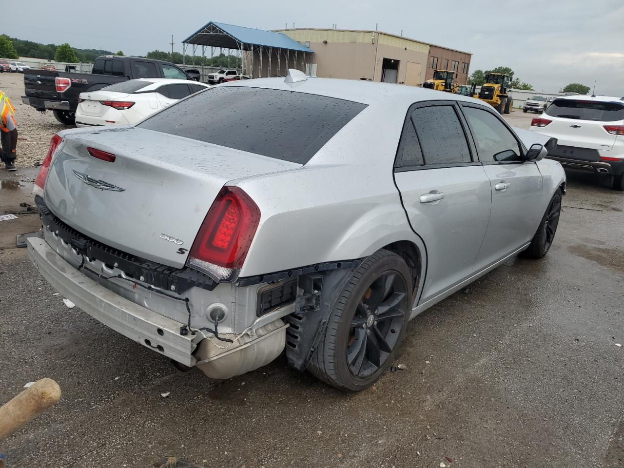 2019 Chrysler 300 S VIN: 2C3CCABT6KH689837 Lot: 65058975