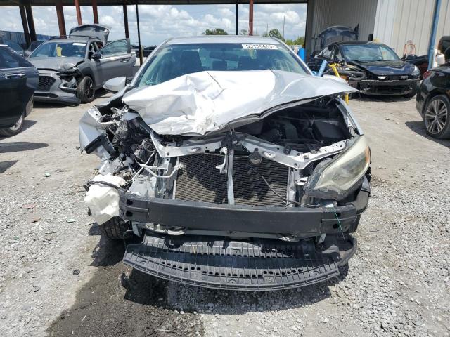  TOYOTA COROLLA 2016 Srebrny