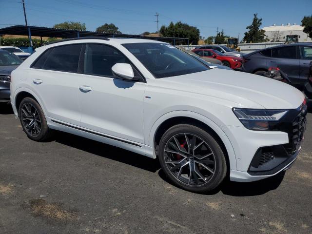  AUDI Q8 2021 White