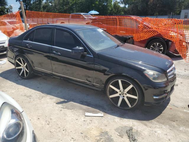  MERCEDES-BENZ C-CLASS 2013 Czarny
