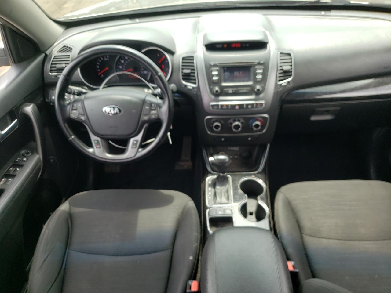 2014 Kia Sorento Lx VIN: 5XYKTCA69EG521868 Lot: 64075215