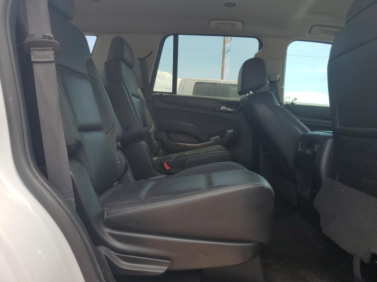 2018 Chevrolet Tahoe K1500 Premier VIN: 1GNSKCKC6JR194517 Lot: 64211665